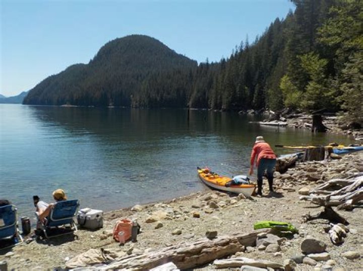 Can you canoe on any river in the UK?