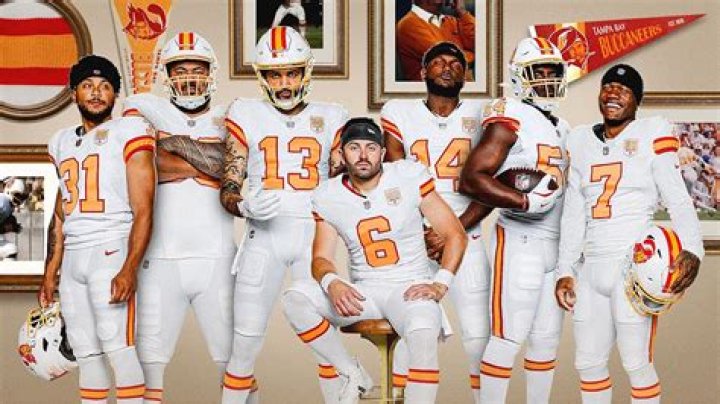 Who was Tampa Bay Buccaneers first head coach?