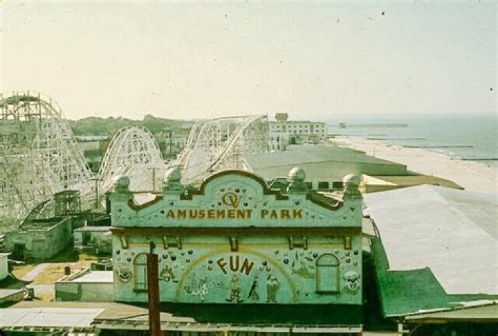 Why EVP amusement park closed?